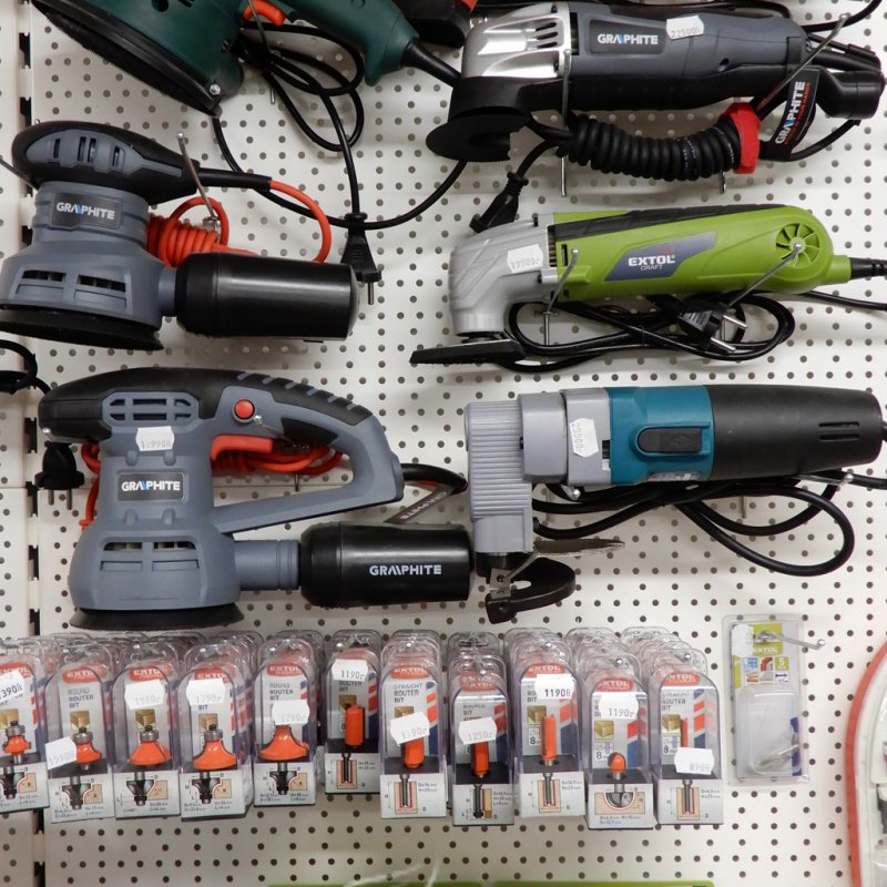 SZABÓ szerszámcentrum 22